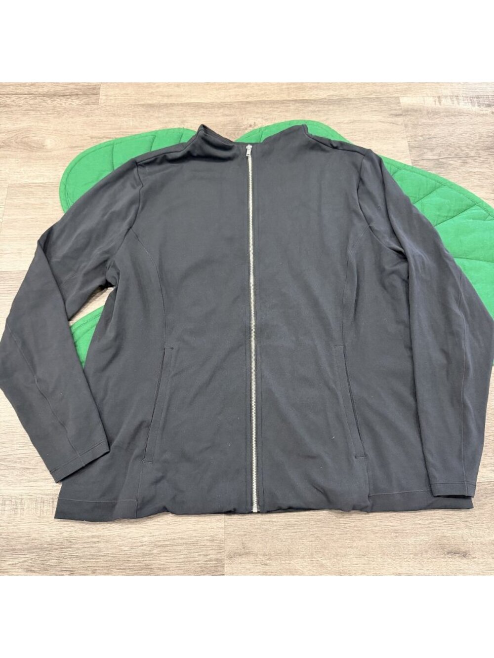Nike Yoga Dri-Fit Womens 1X Full Zip Jacket Black Mock Neck Athletic Plus